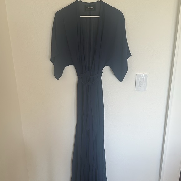 Reformation Winslow Dress, Navy, MEDIUM - Picture 7 of 10